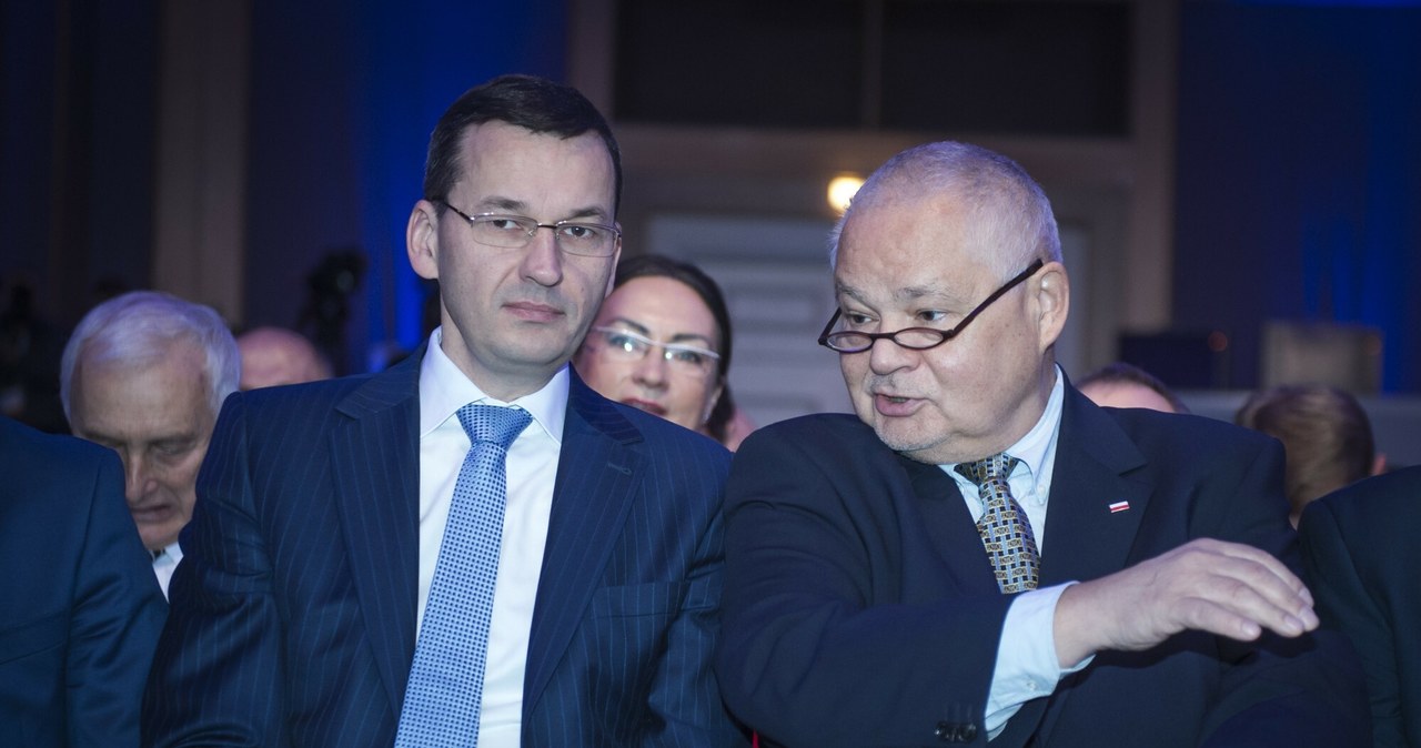 Były premier Mateusz Morawiecki wstawił się za prezesem NBP Adamem Glapińskim /Jacek Dominski/REPORTER /East News