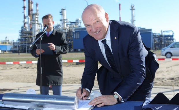 Były prezes Lotosu wśród zatrzymanych przez CBA. Chodzi o wyprowadzanie pieniędzy ze spółki