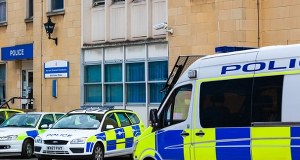 Były radny wielokrotnie odurzał i gwałcił żonę. Nie był sam