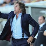 Były trener Legii nie chce opuścić Iranu. Schronił się w ambasadzie