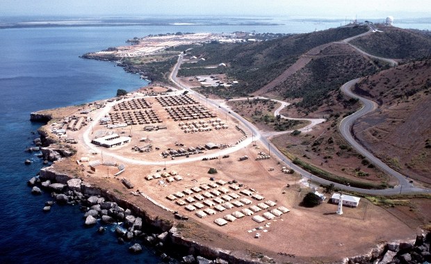 Były więzień Guantanamo pozwał rząd USA za bezprawne przetrzymywanie go po odbyciu kary