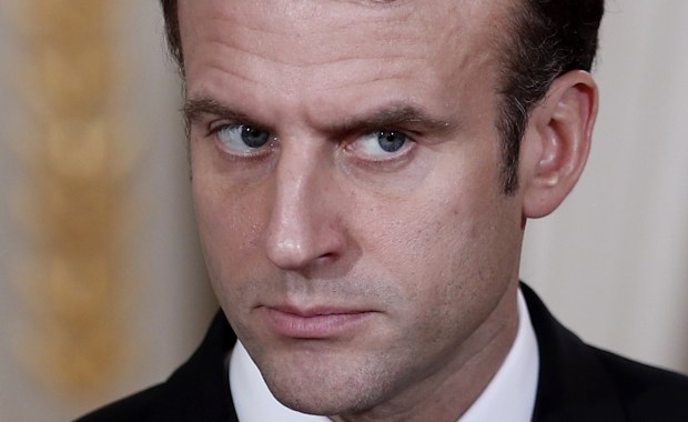 Były współpracownik Macrona uciekł do Londynu. Grozi ujawnieniem sekretów prezydenta
