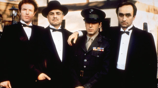 Caan (Sonny), Brando (Vito), Pacino (Michael) i Cazale (Fredo), czyli filmowa rodzina Corleone /materiały prasowe