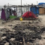 Calais: Rozpoczęła się budowa żelbetonowego muru