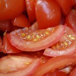 umami Całe życie źle kroiłeś pomidory. Najcenniejszą część bezmyślnie wyrzucamy do kosza