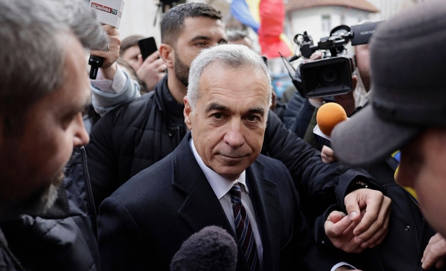 Calin Georgescu odchodzi z polityki /ROBERT GHEMENT /PAP