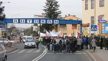 Cały Sanok w obronie Autosanu 