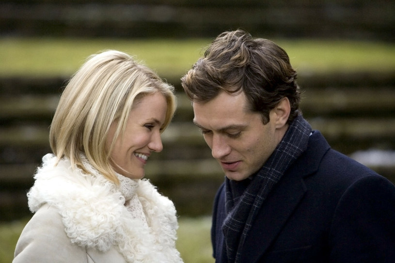 Cameron Diaz i Jude Law w scenie z filmu "Holiday" /Columbia Pictures/Courtesy Everett Collection /East News