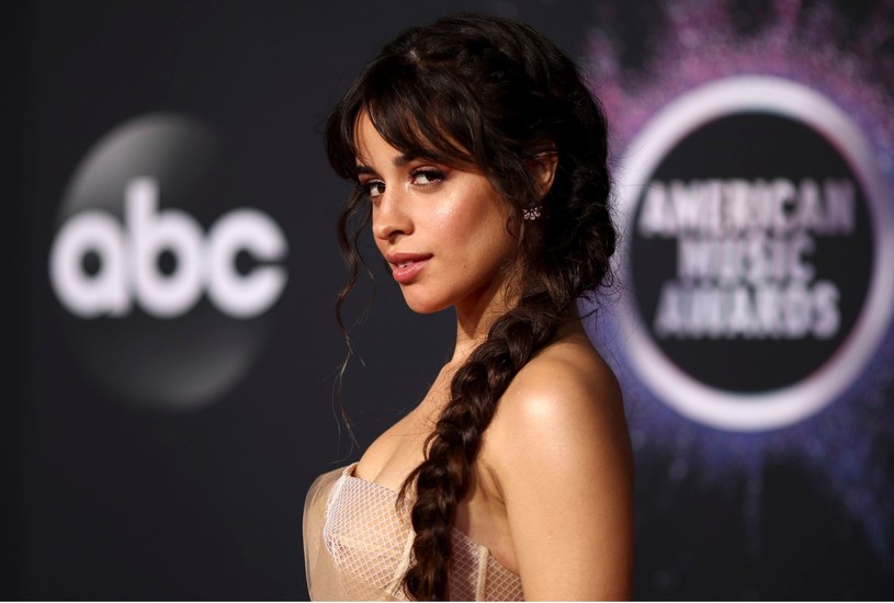 Camila Cabello podczas 47 edycji "American Music Awards" /Christopher Polk/Variety/REX /Rex Features/EAST NEWS