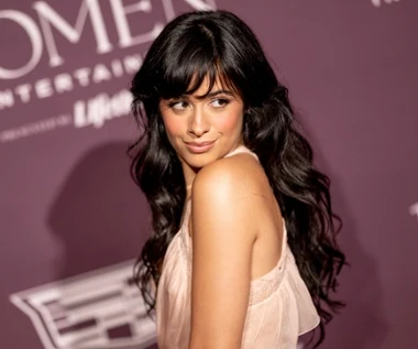 Camila Cabello sięgnęła po hit Natalie Imbruglii z 1998 roku. Jak poradziła sobie z "Torn"?