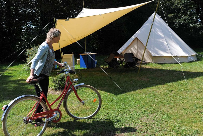 Campingi w tym roku mogą być popularne /AFP