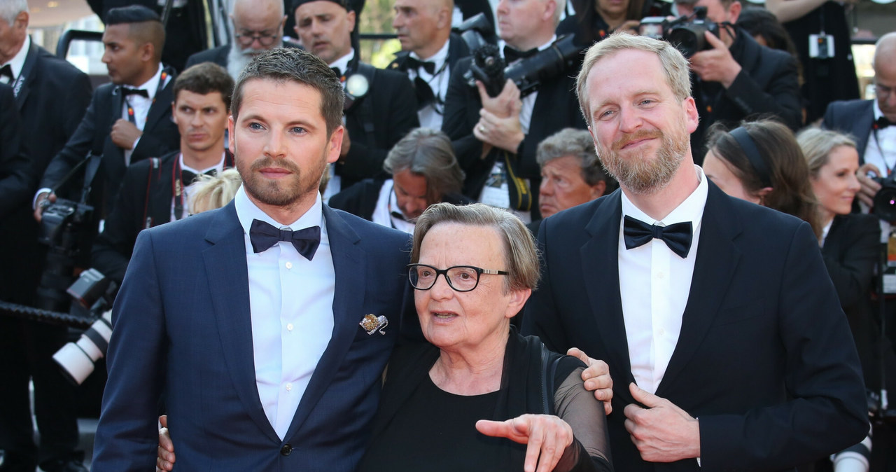 Cannes 2022: Pierre Deladonchamps, Agnieszka Holland, Alex Vicente /Isabelle Vautier / Starface/STARFACE PHOTO /East News /East News