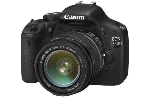 Canon EOS 550D - najpopularniejszy aparat w sieci Vobis /materiały prasowe