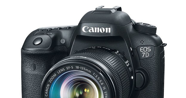 Canon EOS 7D Mark II - najlepsza lustrzanka klasy „ekspert" /materiały prasowe