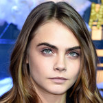 Cara Delevingne woli teraz facetów!