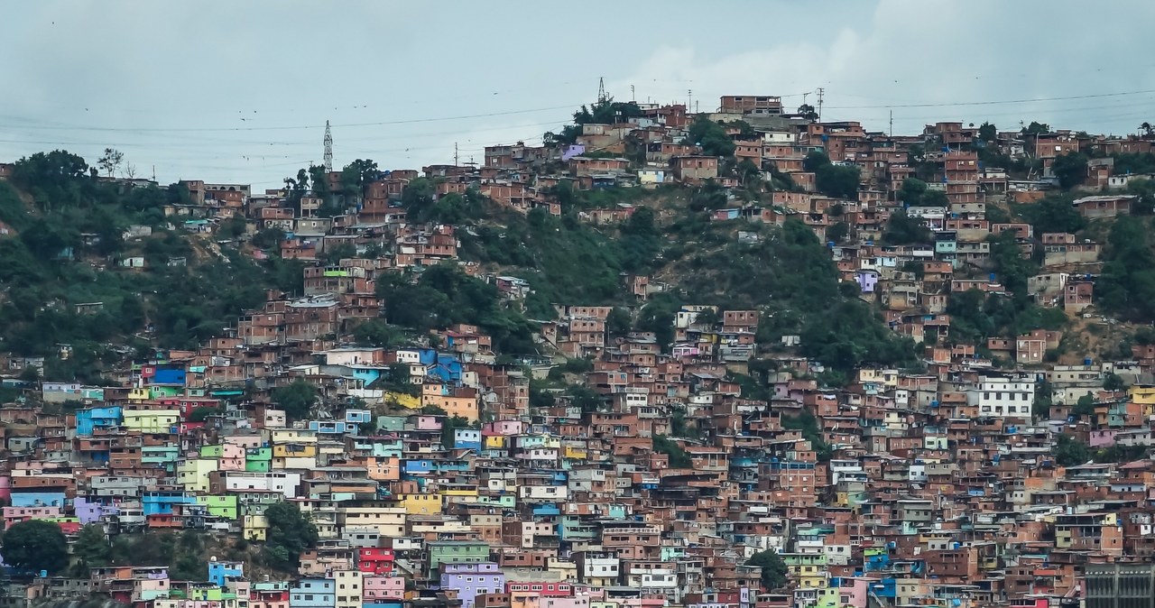 Caracas w Wenezueli to najniebezpieczniejsze miasto na świecie. /123RF/PICSEL