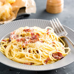 ​Carbonara nigdy więc się nie zważy. Wystarczy ten trik od włoskiego mistrza gotowania