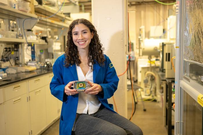 Carla Bassil z UC Berkeley Javey Research Group /Fot. Brandon Sánchez-Mejia/UC Berkeley /Materiały prasowe