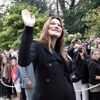 Carla Bruni na porodówce