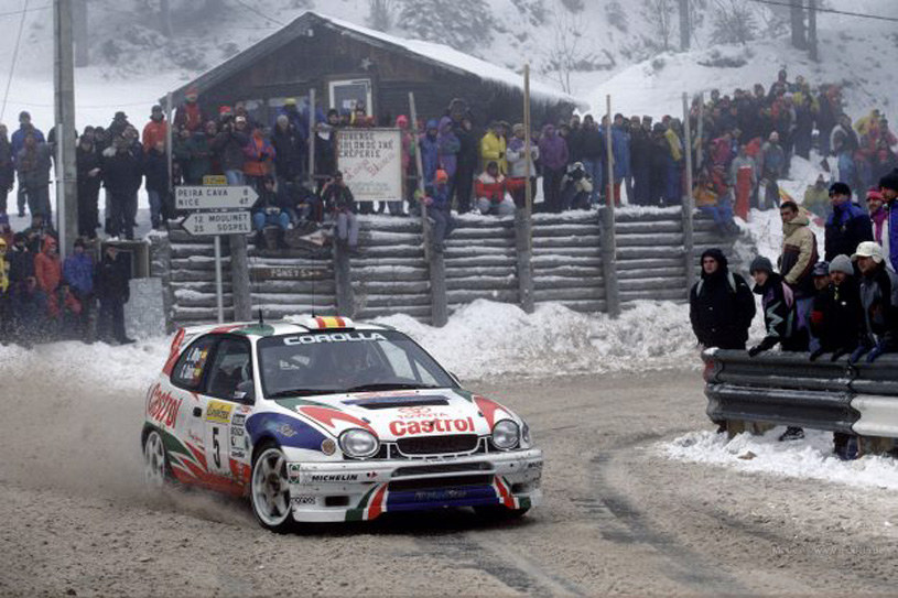 Carlos Sainz i Corolla WRC /Informacja prasowa