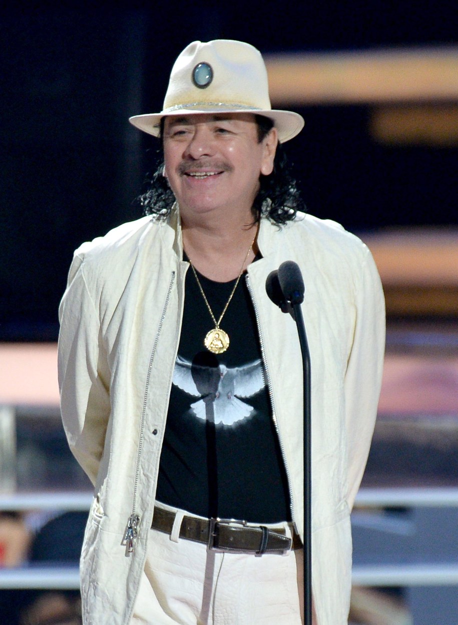 Carlos Santana /PAP/Newscom