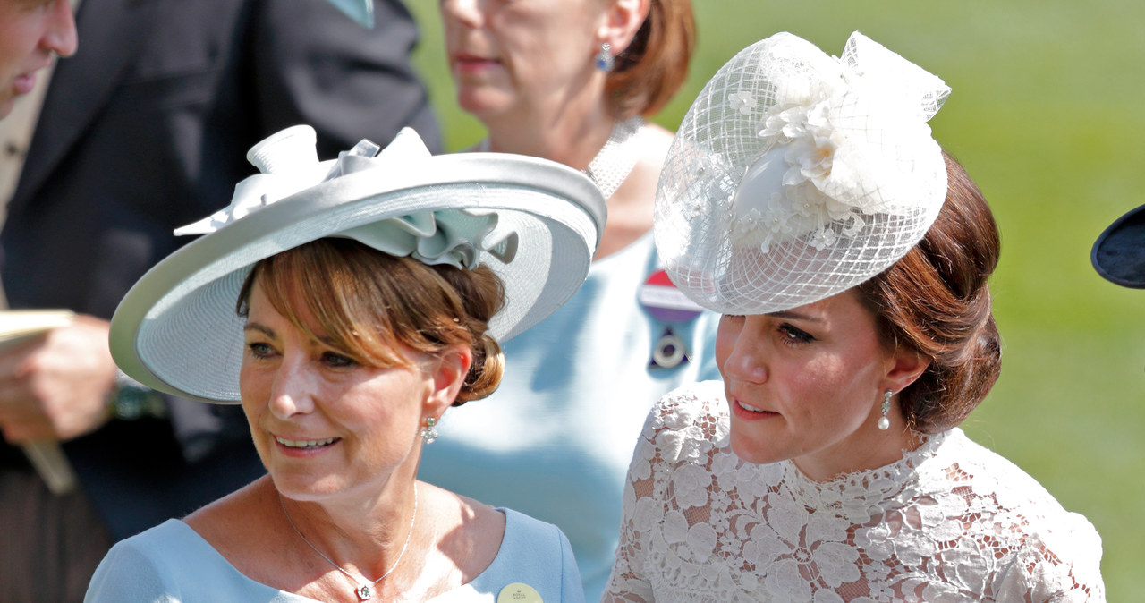 Carole Middleton z księżną Kate /Max Mumby/Indigo /Getty Images