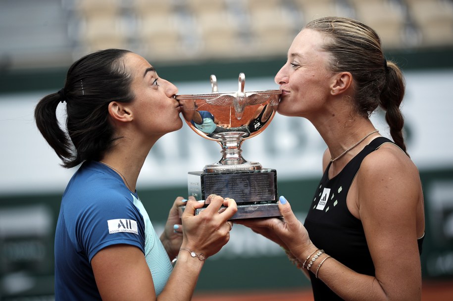 Caroline Garcia i Kristina Mladenovic /Christophe Petit-Tesson /PAP/EPA