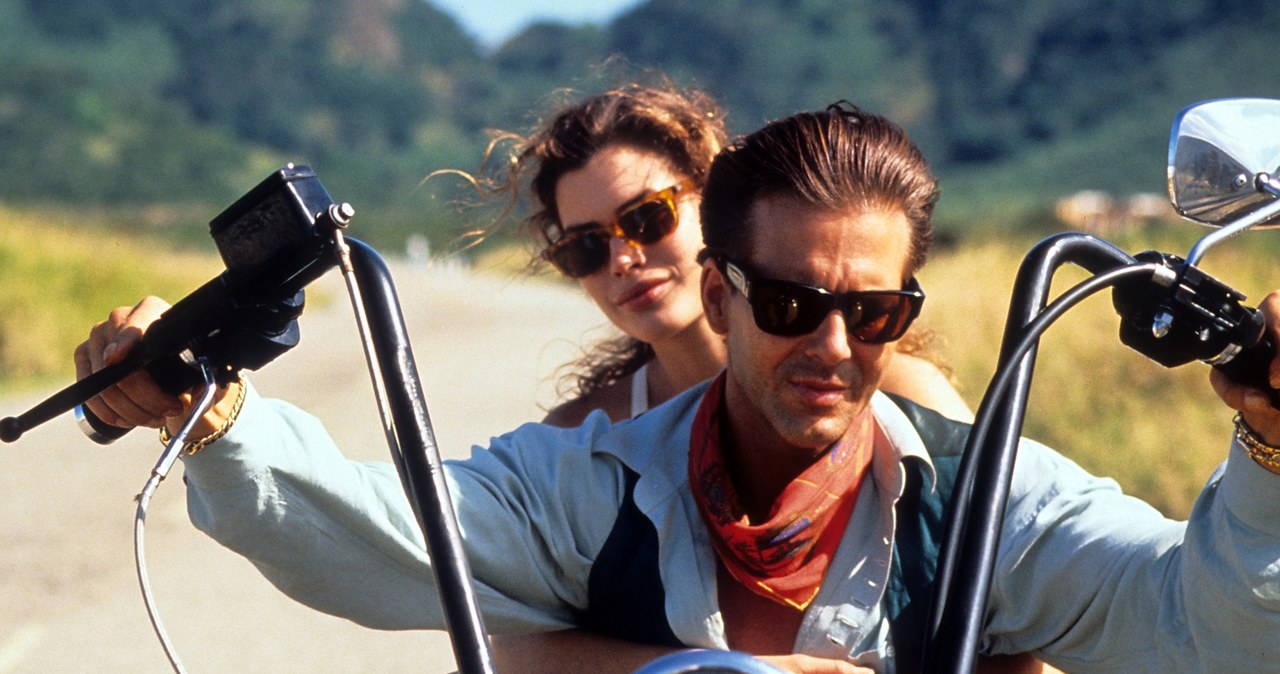 Carré Otis i Mickey Rourke w filmie "Dzika orchidea" (1989) / zdj. Triumph Releasing Corporation /brak /Getty Images