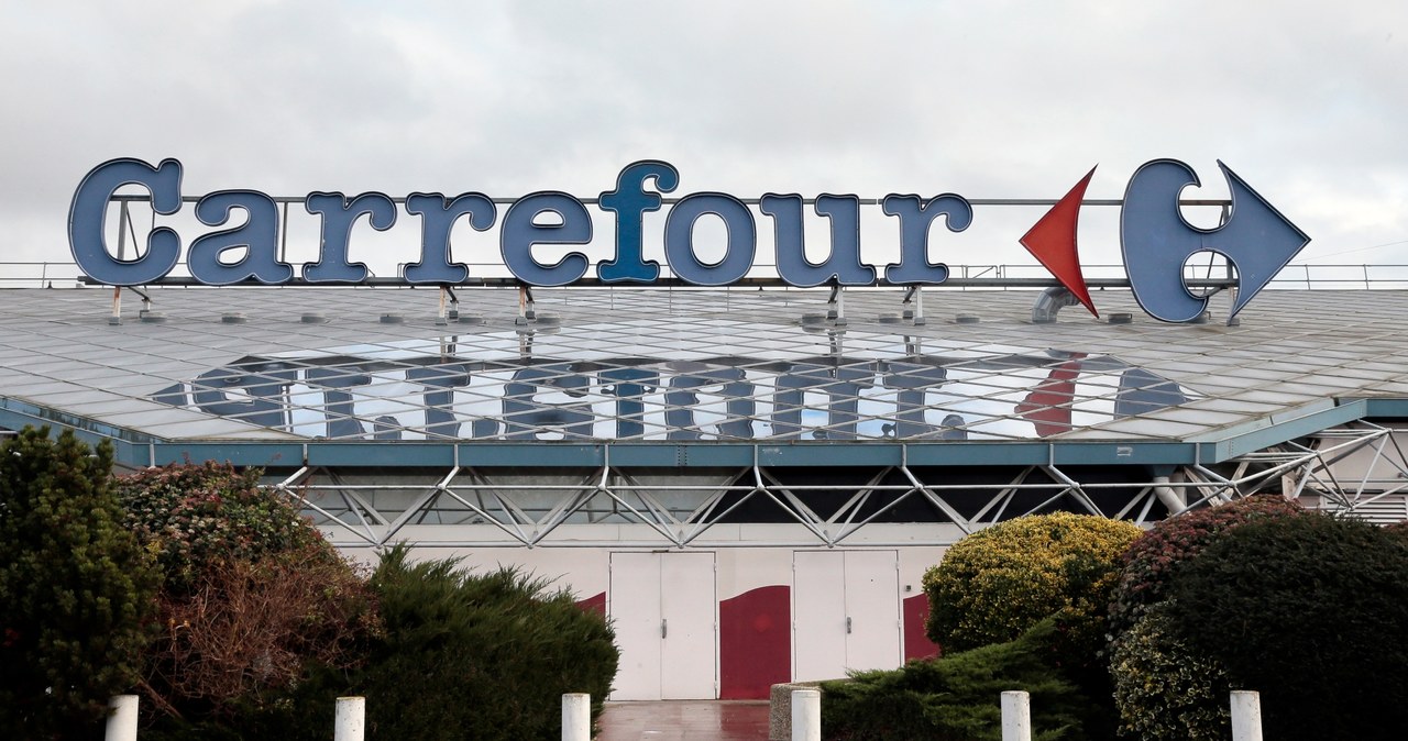 Carrefour wycofuje popularny przysmak z półek. Sieć proponuje klientom zwrot. /ACQUES DEMARTHON /AFP