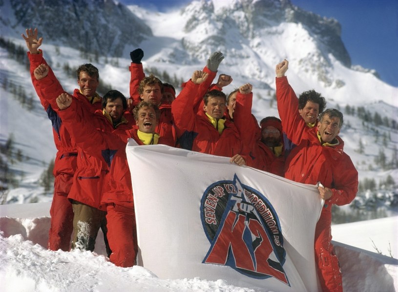 Cas van de Gevel (pierwszy z lewej) podczas wyprawy na K2 w roku 1995 /East News