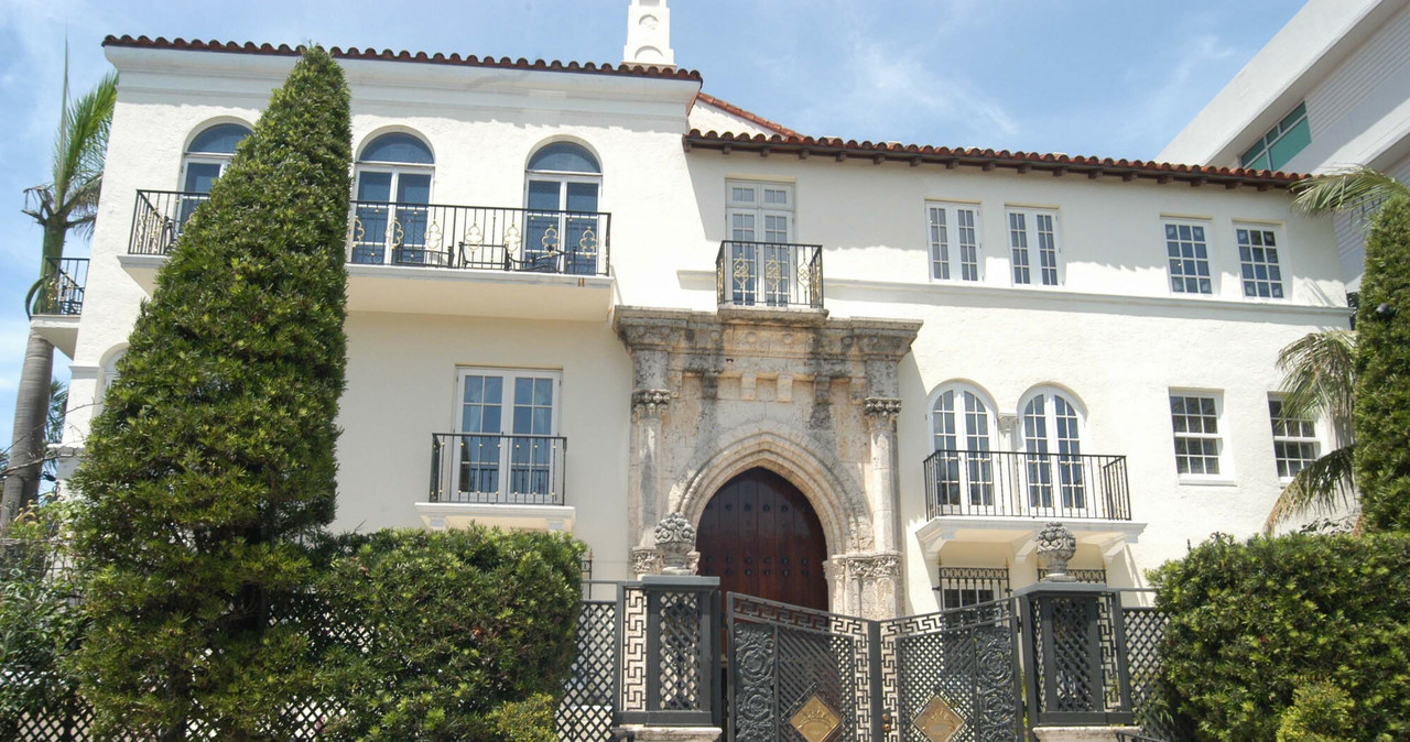 Casa Casuarina, czyli willa Versacego, na której schodach został śmiertelnie postrzelony /Chris Bott / Splash News /East News