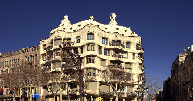 Casa Milà /123RF/PICSEL
