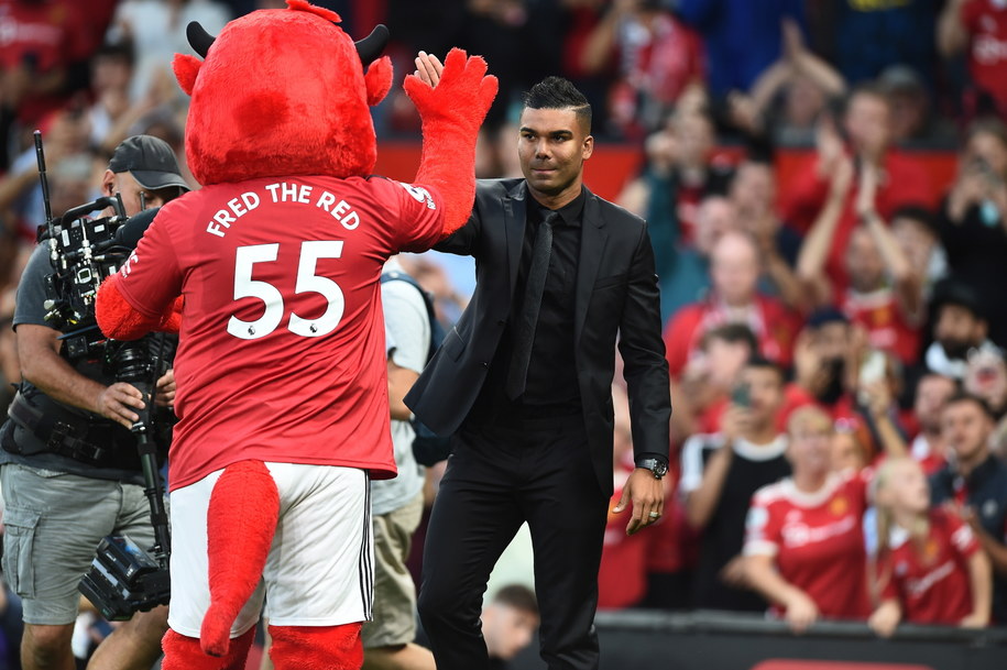 Casemiro już na Old Trafford /PETER POWELL   /PAP/EPA