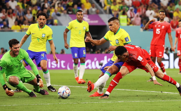 Casemiro uszczęśliwił Brazylijczyków. Magiczna akcja "Canarinhos"