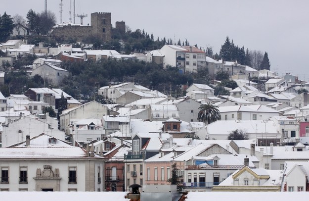 Portugalia: Po fali upałów, spadł śnieg