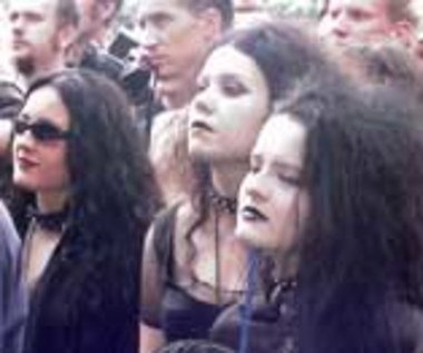 Castle Party 2002: Od nowej fali po metal