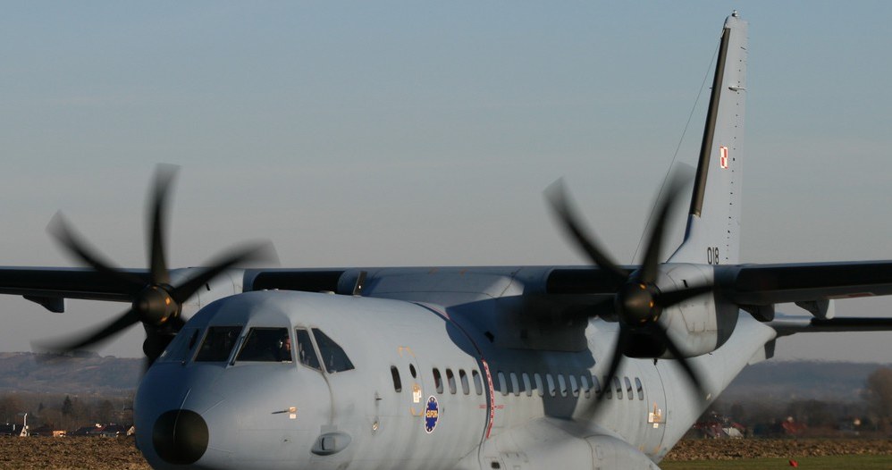CASY są obecnie podstawowym samolotem transportowym używanym w Siłach Powietrznych /East News