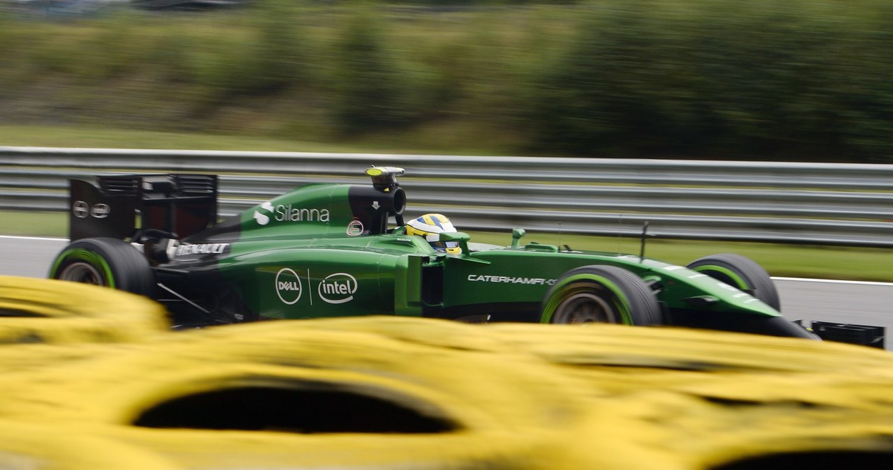 Caterham próbuje znaleźć sponsorów wśród kibiców. Proponowane są im kolacje z kierowcami Japończykiem Kamui Kobayashim i Szwedem Marcusem Ericssonem /AFP