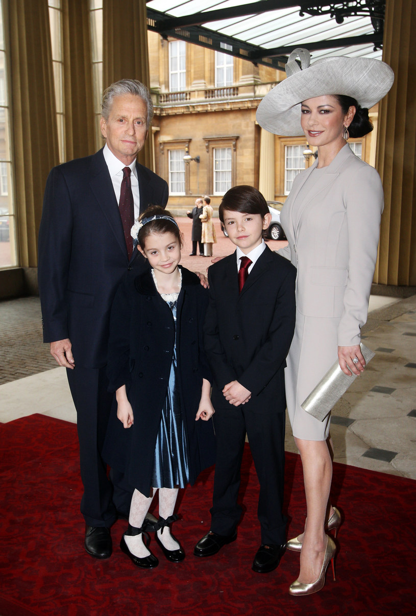 Catherine Zeta-Jones, Michael Douglas z dziećmi: Dylanem i Carys /Pool /Getty Images