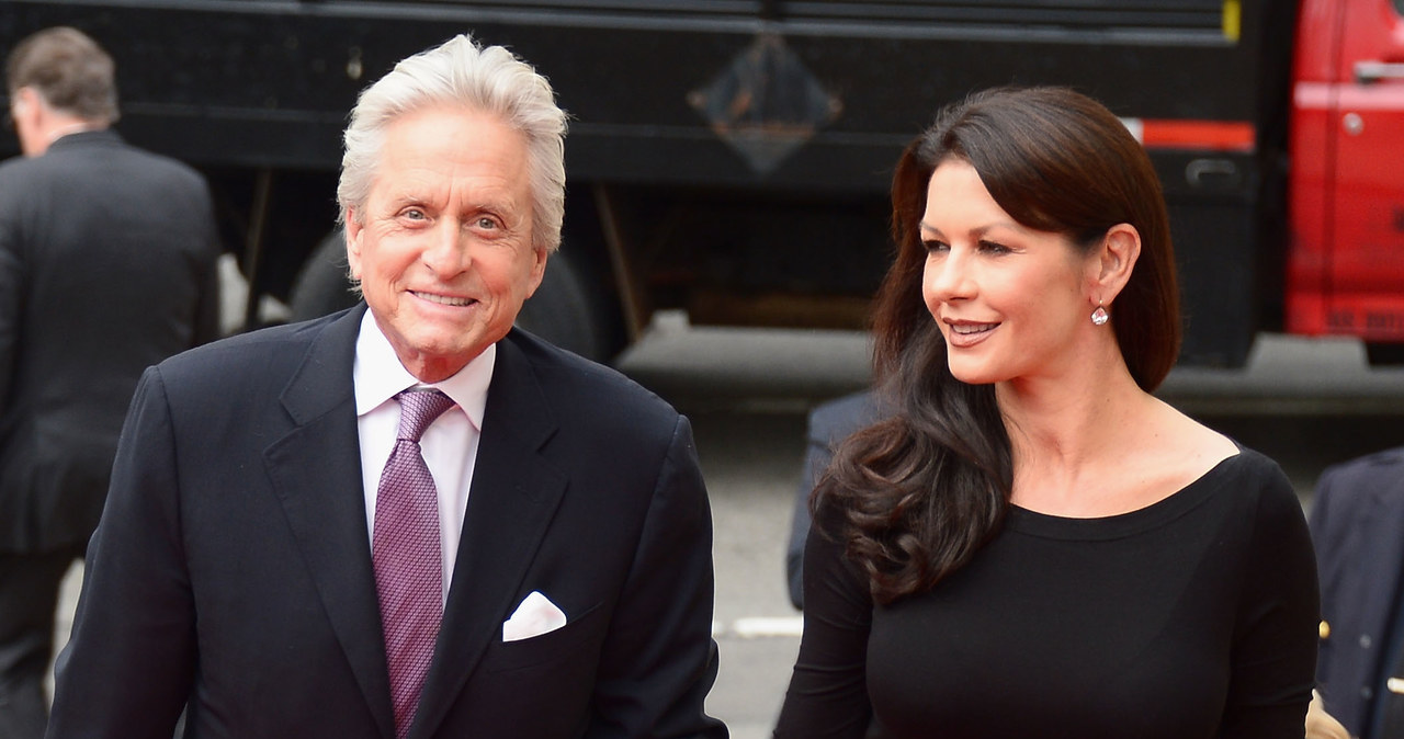 Catherine Zeta-Jones pali za dużo papierosów! /Michael Loccisano /Getty Images