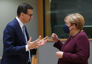 CBOS: Mateusz Morawiecki i Angela Merkel politykami roku. Najnowszy sondaż
