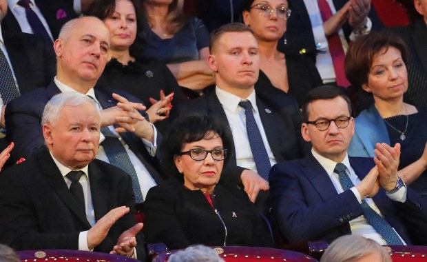 CBOS: PiS z 44-procentowym poparciem. Notowania KO w górę, traci PSL-Koalicja Polska