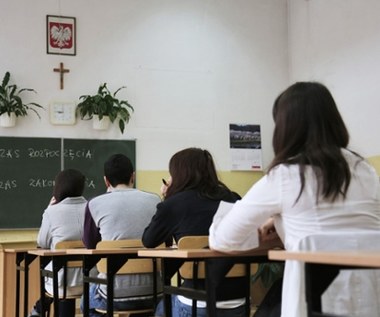 CBOS: Polaków nie razi religia w szkołach