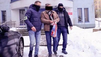 CBŚP i FBI w akcji. Sprawa dotyczy kontraktów dla NATO i rządu USA