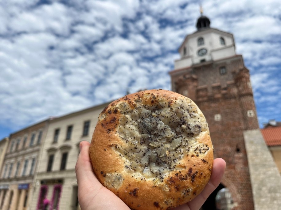 Cebularz jest dla wielu mieszkańców Lublina symbolem miasta tak oczywistym, jak Brama Krakowska /Dominik Smaga /RMF24