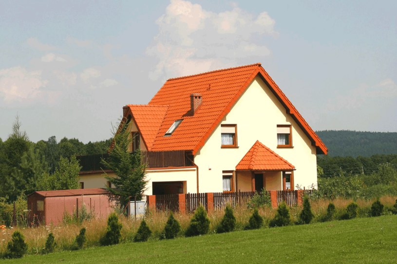 Celem kontroli jest sprawdzenie stanu technicznego budynku oraz instalacji /123RF/PICSEL