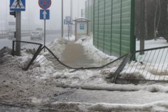 Celiński uderzył autem w ekran dźwiękochłonny – zobacz miejsce wypadku 