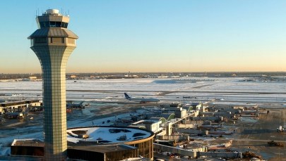 Celnicy odkryli na lotnisku… 18 ludzkich głów