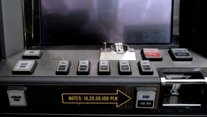 Celnicy pomagali... przestępcom. Grupa organizowała nielegalne gry na automatach