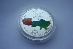 Celnicy przechwycili 1000 podrobionych medali na Euro 2012